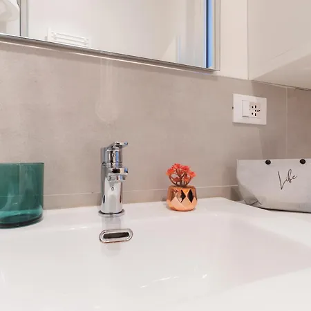Daire Casa Magenta A 4 Minuti Dalla Metro Wifi & Ac Milano